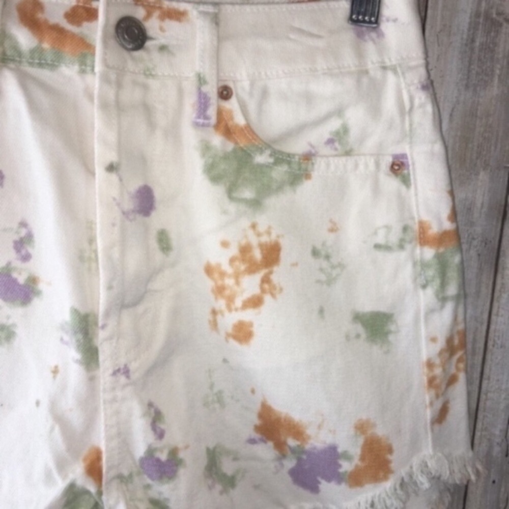 Wild Fable Highest Rise Button Front White Shorts - Picture 8 of 9